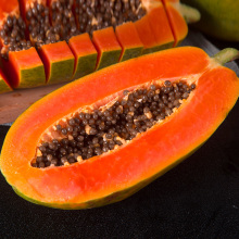 九鱼鲜踪 海南青皮红心木瓜 海南热带水果 5斤装 来自三亚的甜蜜滋味 小仙女的美丽秘密 [【2500g】]