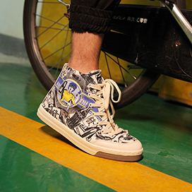 小香港 男女款 高帮涂鸦帆布鞋