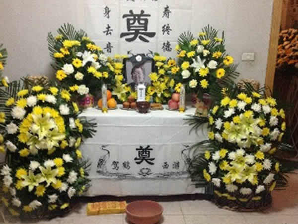 中档灵堂布置