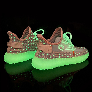 抖音网红同款荧光满天星2020夏季新款ins飞织网面透气女士运动鞋