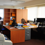 安达易法国仓库