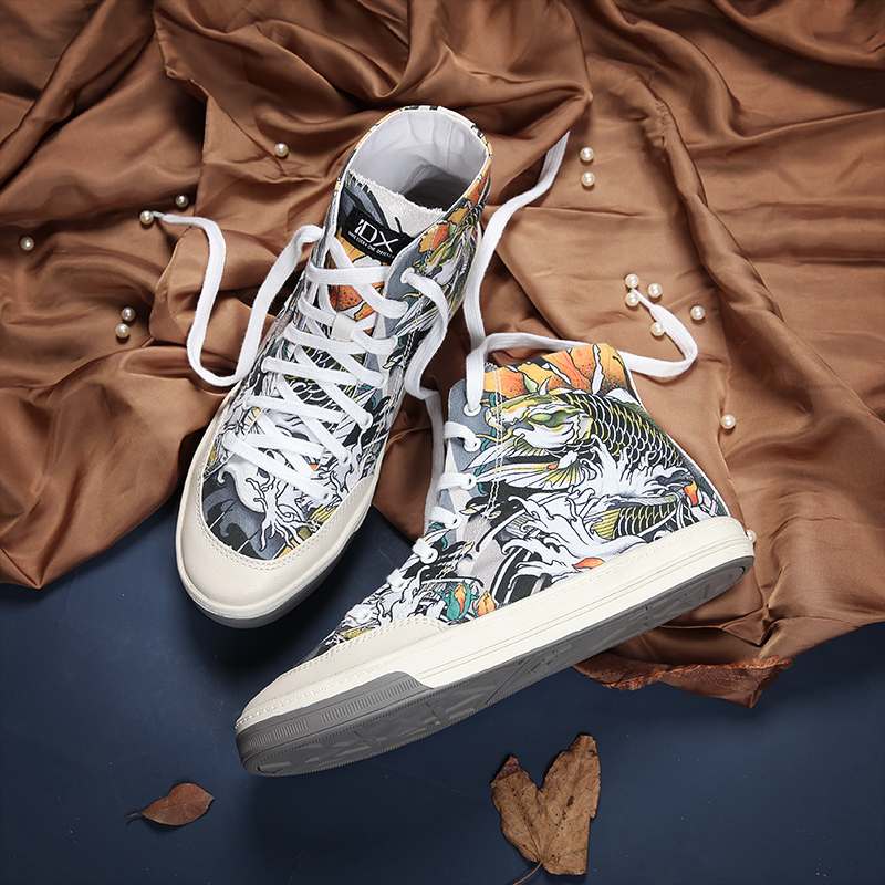 鱼姬 高帮涂鸦 轻效滑板鞋 情侣款