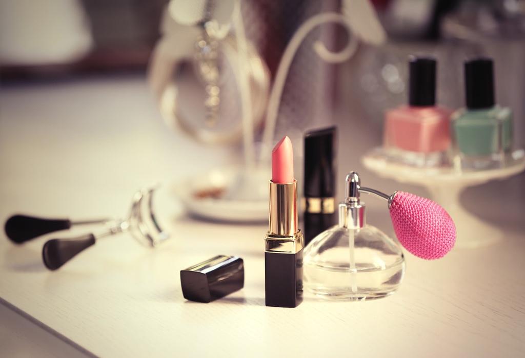 国妆品牌销量：呈现出远超预期增长