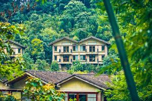 龙门十字水生态温泉度假村